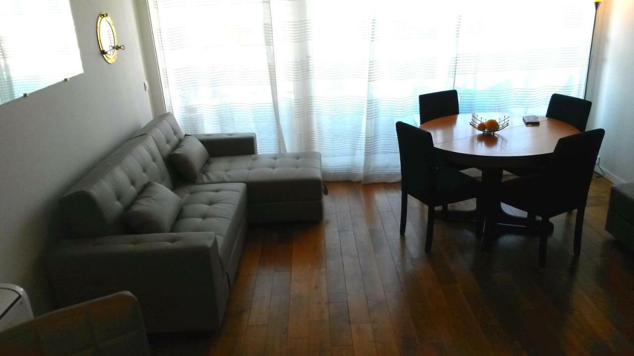 Les Huniers Apartment *