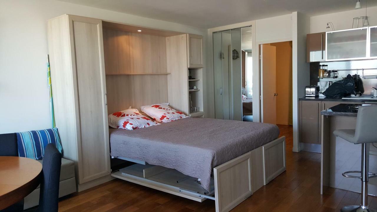 Les Huniers Apartment *